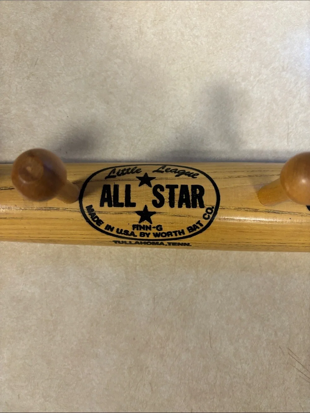Little League Garvey Style Baseball Bat Wooden Wall-Mounted Coat Rack 4 Pegs